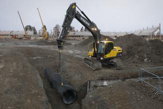 Гусеничні екскаватори Volvo EC220DL