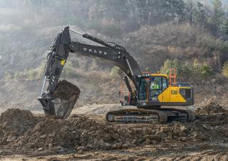 Гусеничні екскаватори Volvo EC260F LR