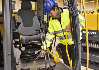 Гусеничні екскаватори Volvo EC300EL
