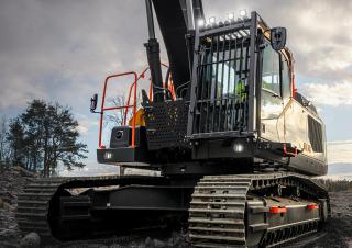 Гусеничні екскаватори Volvo EC400 Straight Boom NL