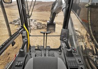 Гусеничні екскаватори Volvo EC480EL