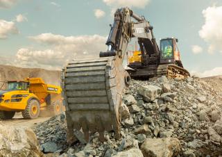 Гусеничні екскаватори Volvo EC750E
