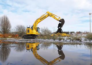 Гусеничні екскаватори Komatsu PC228USLC-11E0