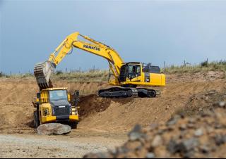 Гусеничні екскаватори Komatsu PC490-11E0