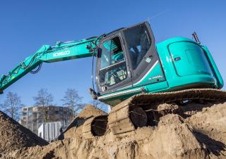 Гусеничні екскаватори Kobelco SK 140 SRLC 3
