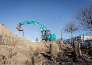 Гусеничні екскаватори Kobelco SK 140 SRLC 5