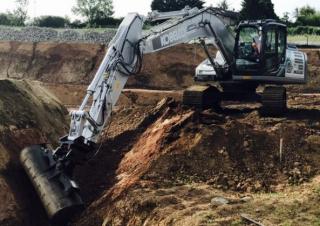Гусеничні екскаватори Kobelco SK 210 H LC 10