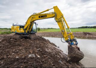 Гусеничні екскаватори Kobelco SK 210 LC 10