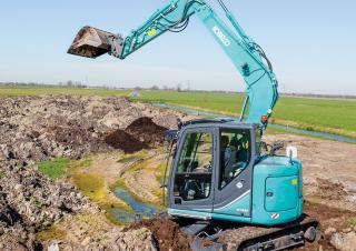 Гусеничні екскаватори Kobelco SK 75 SR 3