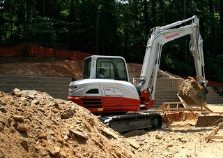 Гусеничні екскаватори Takeuchi TB 285