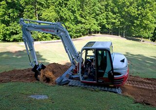 Гусеничні екскаватори Takeuchi TB 285