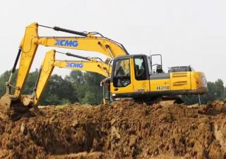Гусеничні екскаватори XCMG XE215D 