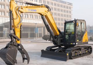 Гусеничні екскаватори XCMG XE90U