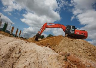 Гусеничні екскаватори Hitachi ZX 250 LCN-3