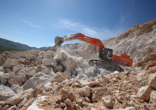 Гусеничні екскаватори Hitachi ZX 520 LCH-3