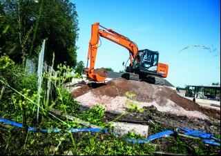 Гусеничні екскаватори Hitachi ZX130-6