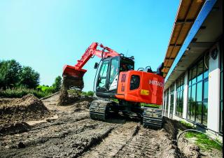 Гусеничні екскаватори Hitachi ZX135US-6