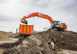 Гусеничні екскаватори Hitachi ZX300LC-6