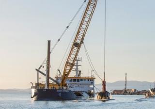 Гусеничні крани - ґратчаста стріла Liebherr HS 8300
