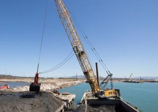 Гусеничні крани - ґратчаста стріла Liebherr HS 8300