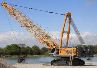 Гусеничні крани - ґратчаста стріла Liebherr HS 8300.1