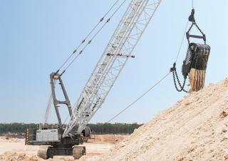 Гусеничні крани - ґратчаста стріла Liebherr HS 8300.1