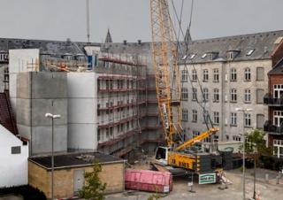 Гусеничні крани - ґратчаста стріла Liebherr LR 1130