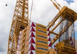 Гусеничні крани - ґратчаста стріла Liebherr LR 1500