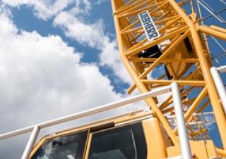 Гусеничні крани - ґратчаста стріла Liebherr LR 1500