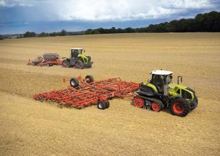 Гусеничні трактори Claas Xerion 4500 Trac TS