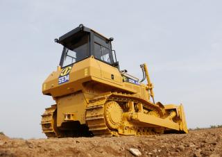 Гусеничні бульдозери SEM 816D DS