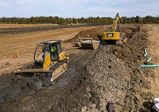 Гусеничні бульдозери Caterpillar D4 XL