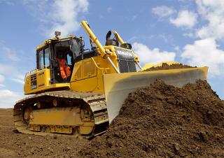 Гусеничні бульдозери Komatsu D65PXi-18E0
