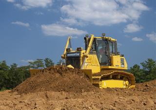 Гусеничні бульдозери Komatsu D65WX-18E0