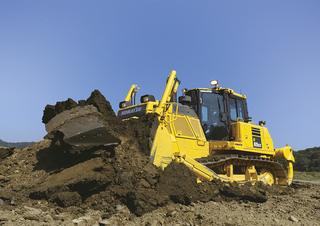 Гусеничні бульдозери Komatsu D85PX-18E0