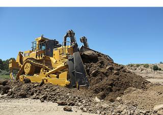 Гусеничні бульдозери Caterpillar D11T