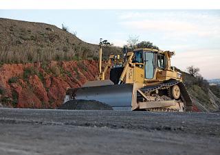 Гусеничні бульдозери Caterpillar D6T