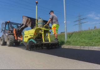 Колісні асфальтоукладальники Ammann AFW 150-2