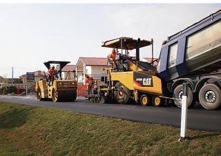 Колісні асфальтоукладальники Caterpillar AP600D