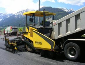 Колісні асфальтоукладальники Bomag BF 600 P-HSE