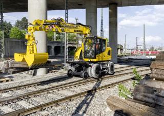 Колісні екскаватори Liebherr A 922 Rail Litronic