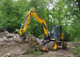 Колісні екскаватори Yanmar B 95 MB
