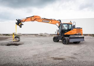 Колісні екскаватори Doosan DX170W-7