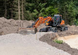 Колісні екскаватори Doosan DX210W-7