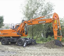 Колісні екскаватори Doosan DX210W