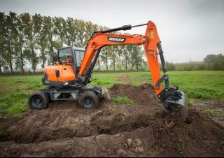 Колісні екскаватори Doosan DX57W-5