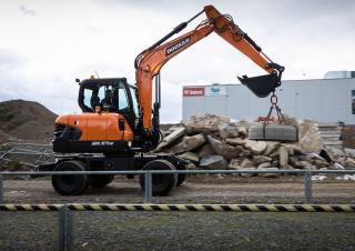 Колісні екскаватори Doosan DX57W-7