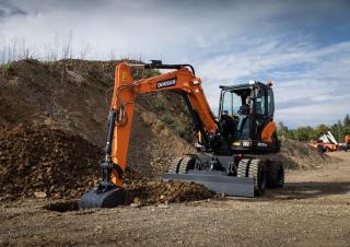 Колісні екскаватори Doosan DX57W-7