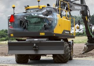 Колісні екскаватори Volvo EW180E
