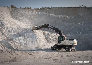Колісні екскаватори Hidromek HMK 200 W